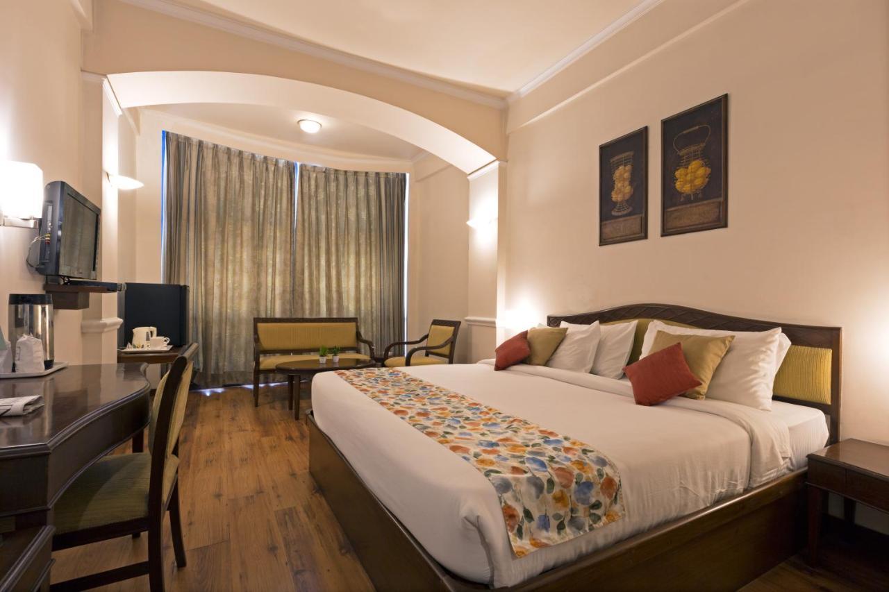 Hotel Crystal Palace Meerut Zewnętrze zdjęcie