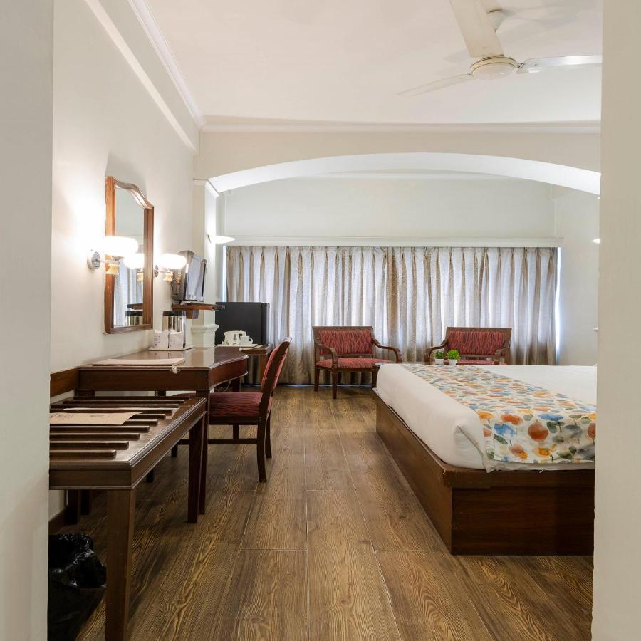 Hotel Crystal Palace Meerut Zewnętrze zdjęcie